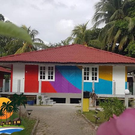 Global Ikhwan Resort Kuah Exterior foto